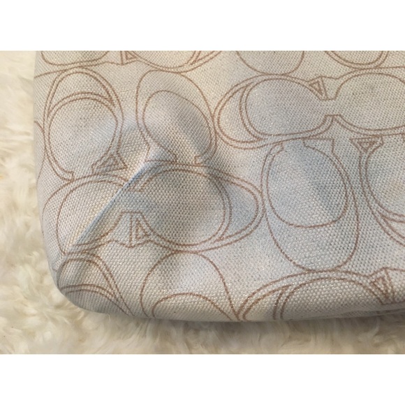 COACH “Signature C” hobo handbag - Picture 6 of 8